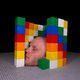 Imagen para el artículo titulado Tardaron nueve años en hacer esta impresionante animación con Legos sobre videojuegos 8-bit